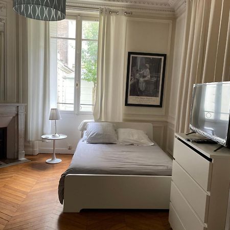 Studio A Paris Pres Du Pont Mirabeau Et Tour Eiffel Buitenkant foto
